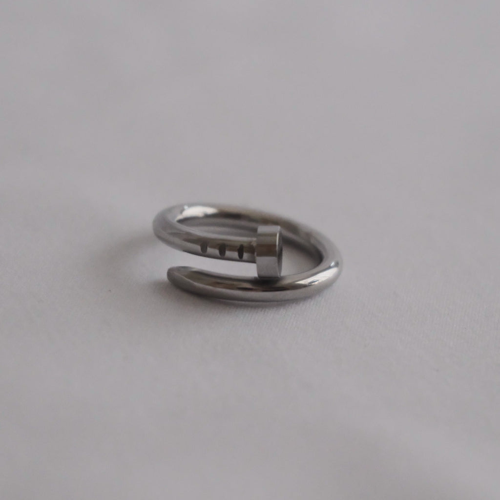 Nail Ring