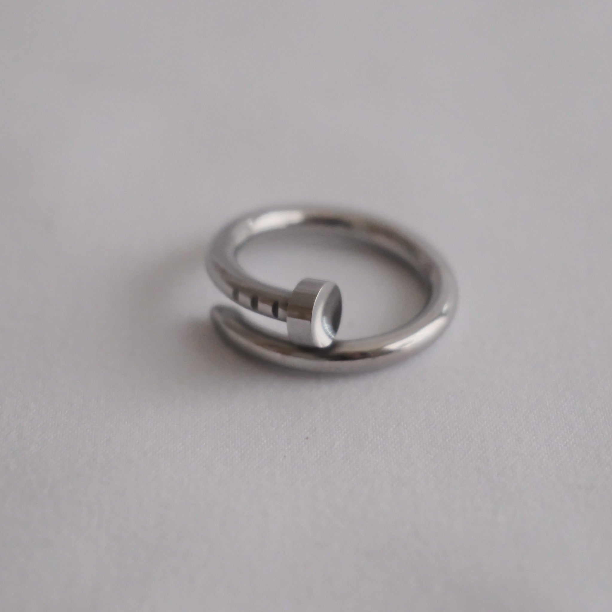 Nail Ring