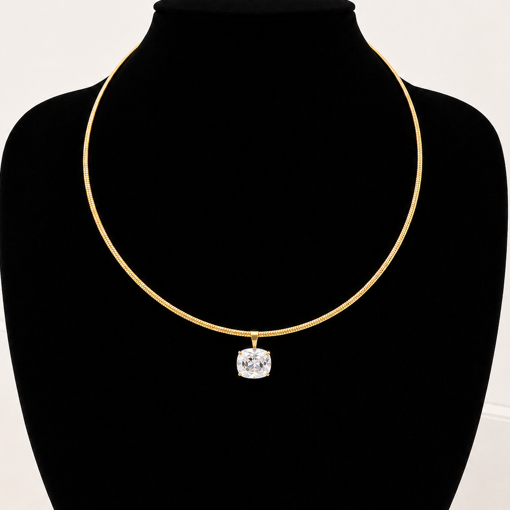 Lira Necklace