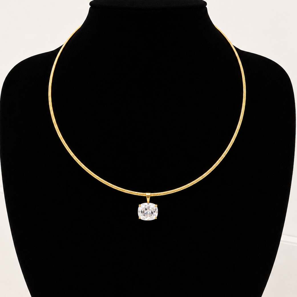 Lira Necklace