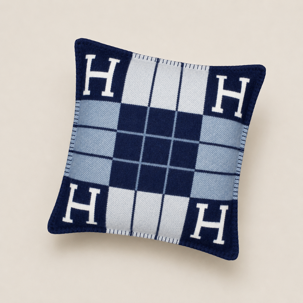 Axis Cushion